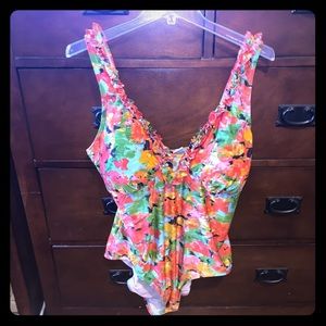 Ruffle Tropical Print - One piece suit
